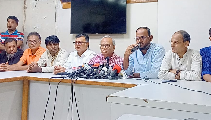 বিরোধী দল নিধনে আদালত এখন ‘আয়না ঘরে’ পরিণত হয়েছে