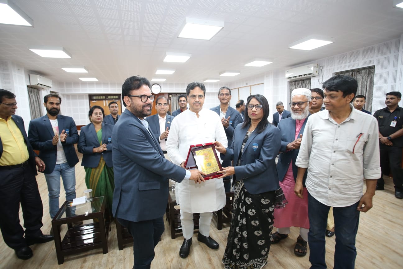 শেখ হাসিনার সঙ্গে দেখা করতে চান ত্রিপুরার মুখ্যমন্ত্রী