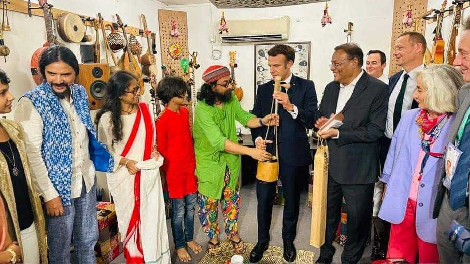 রাহুল আনন্দের বাসায় ম্যাক্রোঁর ১ ঘণ্টা ৪০ মিনিট (ভিডিও)