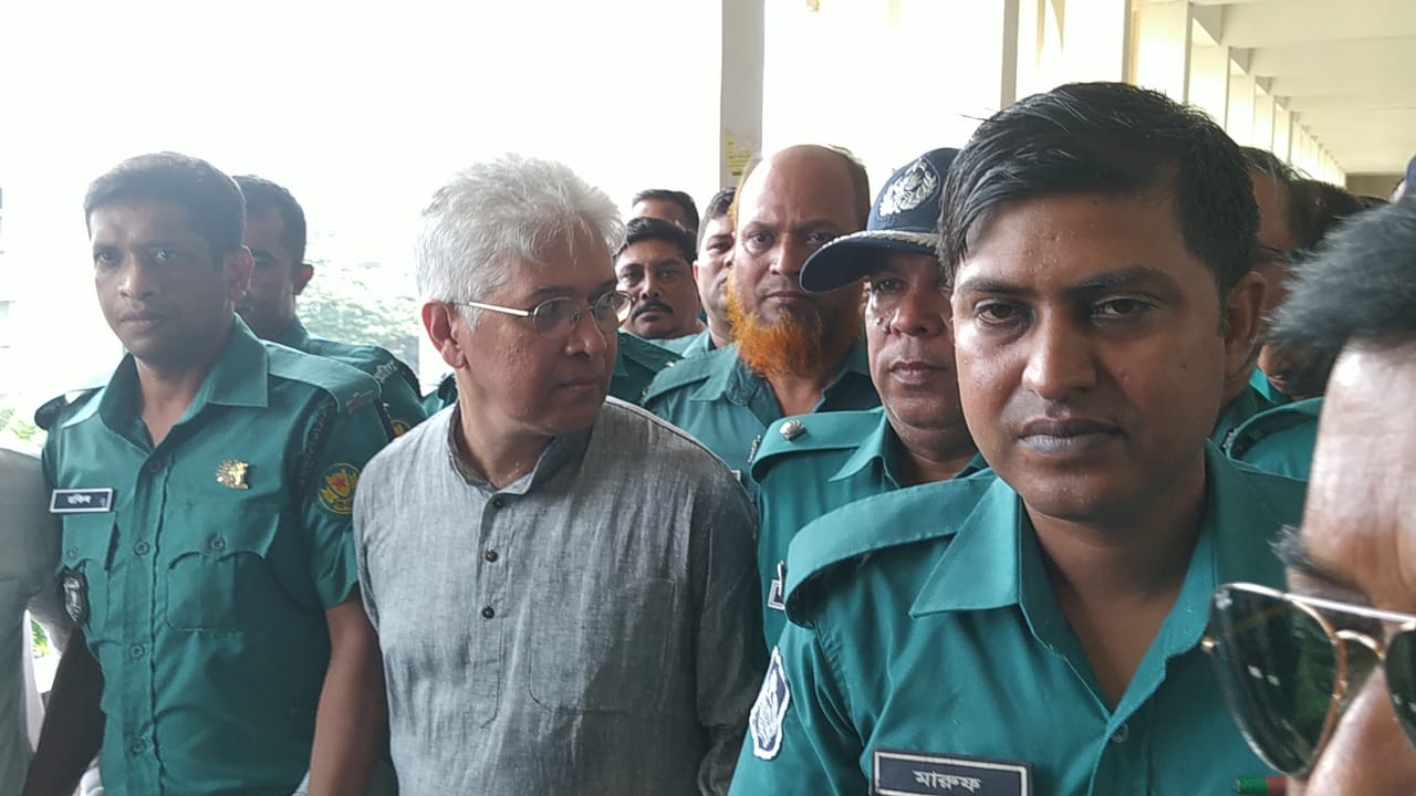 আদিলুর-এলানের ২ বছর কারাদণ্ড
