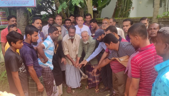 ভাষা সৈনিক আনোয়ার হোসেনের স্মৃতিস্তম্ভের ভিত্তি প্রস্তর উদ্বোধন