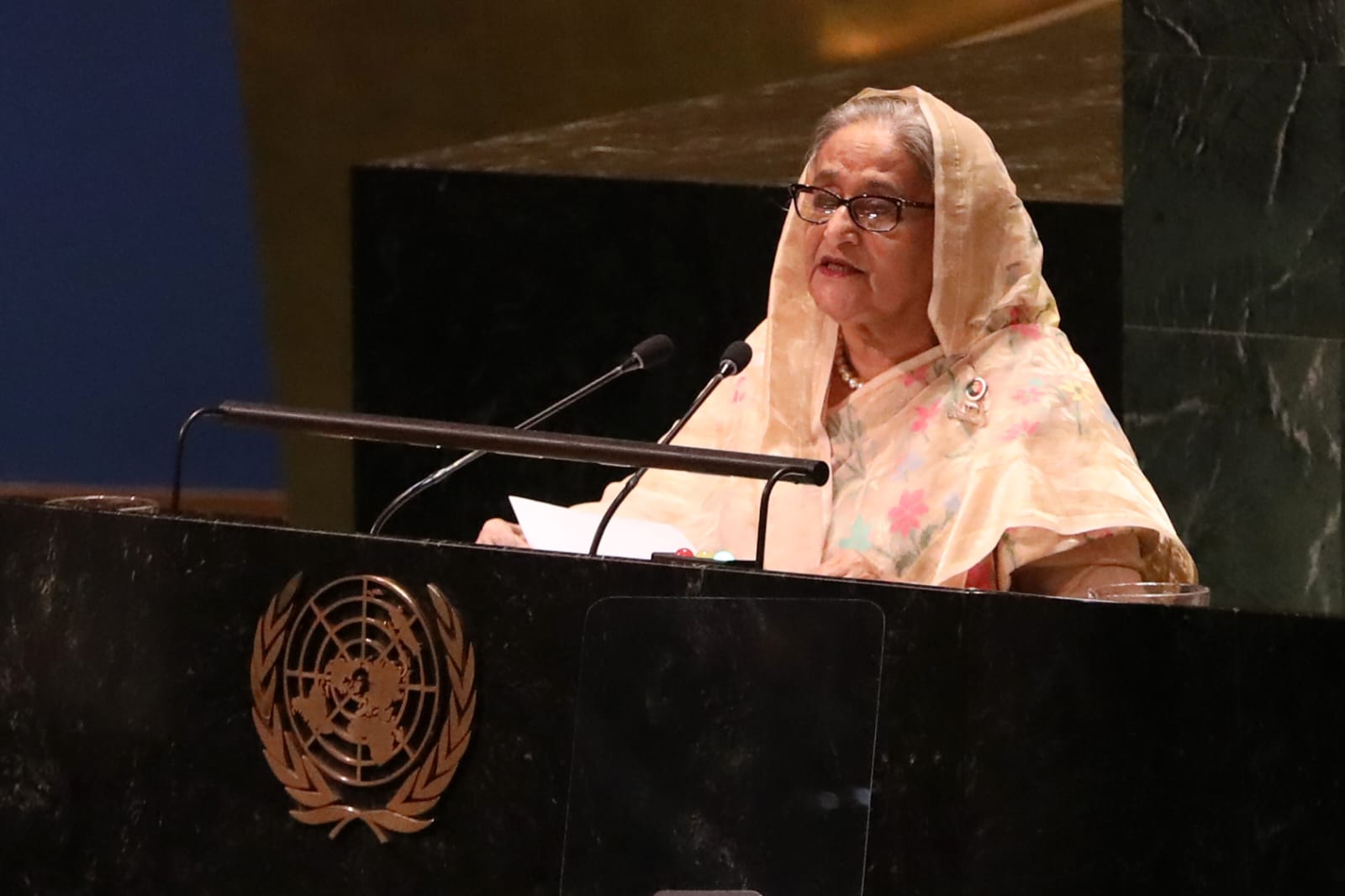যুদ্ধের পথ পরিহার করে শান্তি, সমৃদ্ধির জন্য কাজ করুন