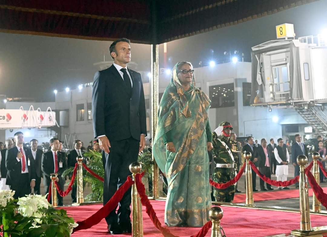 ঢাকায় ফ্রান্সের প্রেসিডেন্ট ইমানুয়েল ম্যাক্রোঁ