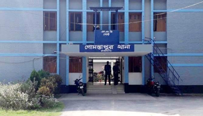 গোমস্তাপুরে গলায় ফাঁস দিয়ে এক সুইপারের আত্মহত্যা