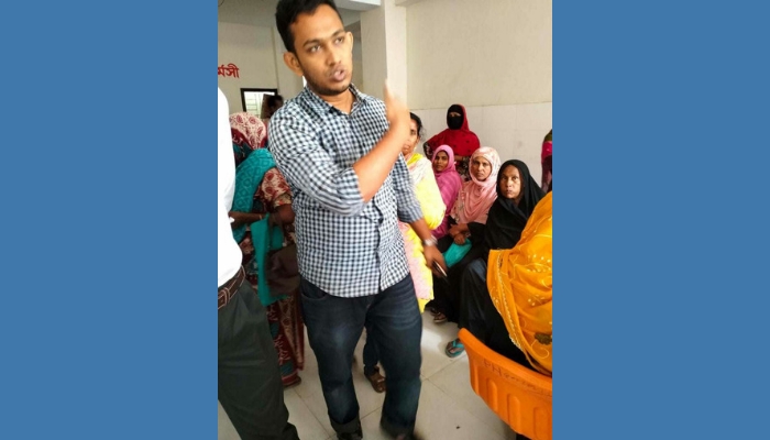 হাসপাতালে সংবাদ সংগ্রহ করতে গিয়ে সাংবাদিক লাঞ্ছিত