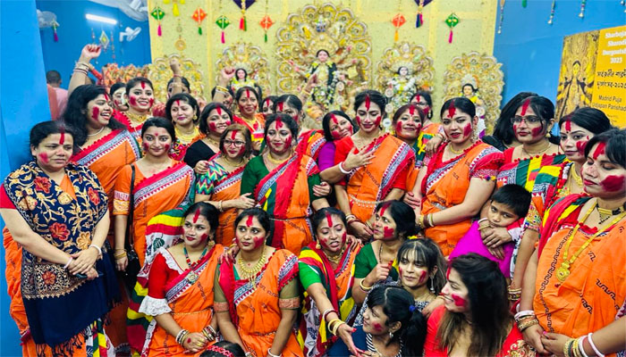 মাদ্রিদে শারদীয় দুর্গোৎসবে প্রবাসীদের মিলনমেলা