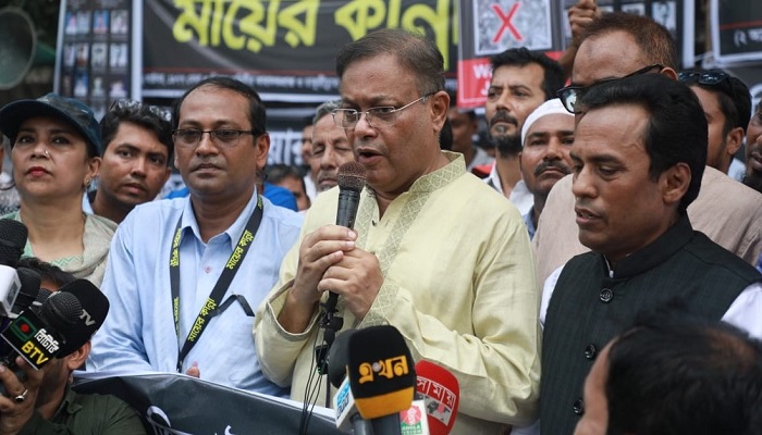 যারা গণতন্ত্রের শিক্ষা দিচ্ছেন তাদের দেশেই গণতন্ত্র নেই