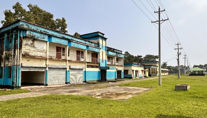 খুঁড়িয়ে চলছে শান্তিগঞ্জ কার্প হ্যাচারি