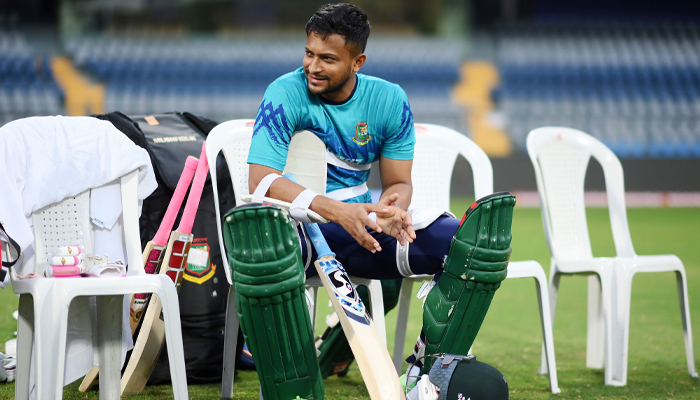 বড় হারের পরও সেমির স্বপ্ন সাকিবের!