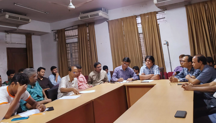 ড. কামালউদ্দিনকে ট্রেজারার হিসেবে চাননা জবি শিক্ষকরা