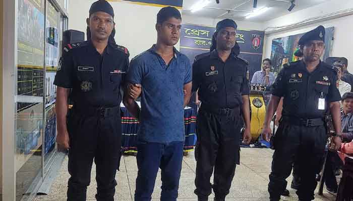 স্ত্রী হত্যা মামলায় চট্টগ্রামে স্বামী গ্রেপ্তার