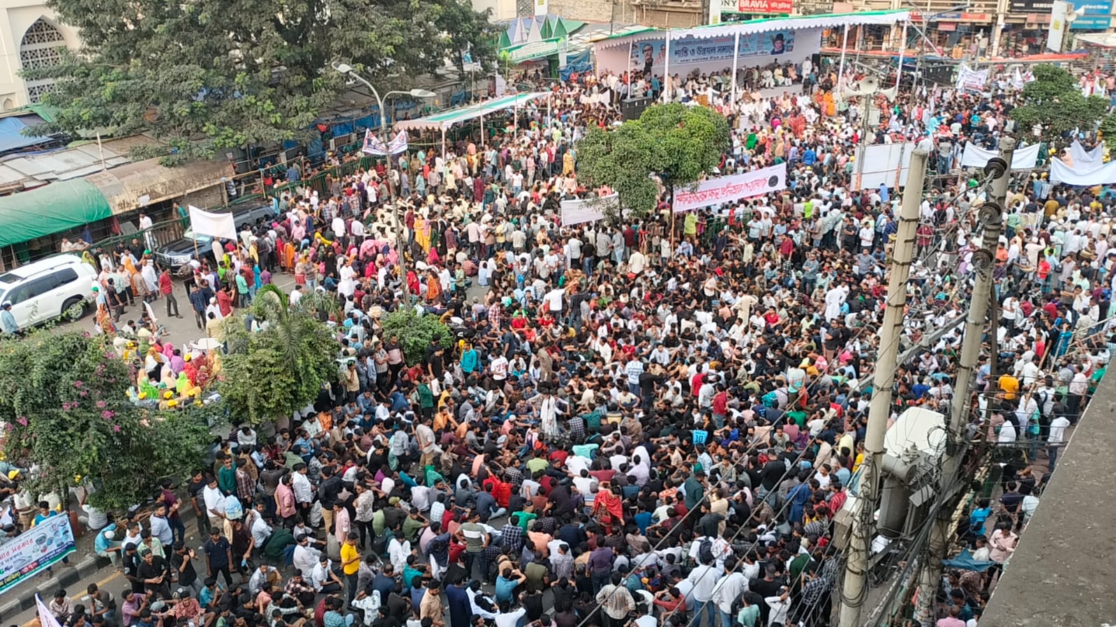 আ.লীগের শান্তি সমাবেশে বিএনপিকে প্রতিহত করার ঘোষণা
