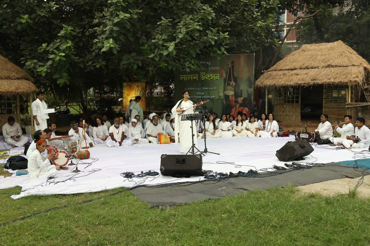 শিল্পীর কণ্ঠে মূর্ত হয়ে উঠেছিলেন মহাত্মা লালন