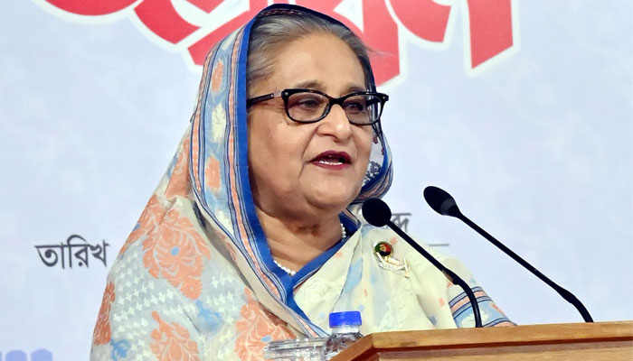 শেখ রাসেলের সমাধিতে প্রধানমন্ত্রীর শ্রদ্ধা