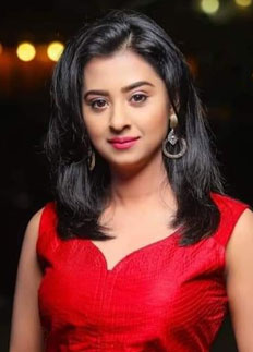 তাপসের সঙ্গে বুবলীর প্রেম, যা বললেন ফারজানা মুন্নি