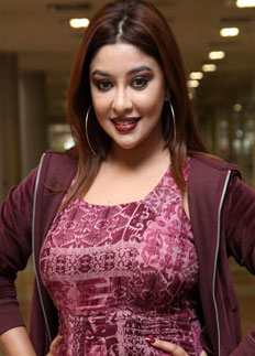 শামিকে বিয়ে করতে রাজি অভিনেত্রী পায়েল