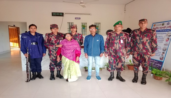 রামগড় সীমান্তে দুই ভারতীয় নাগরিক আটক 