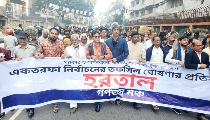 একদফার আন্দোলনে বাধাগ্রস্ত করতেই ট্রেনে নাশকতা