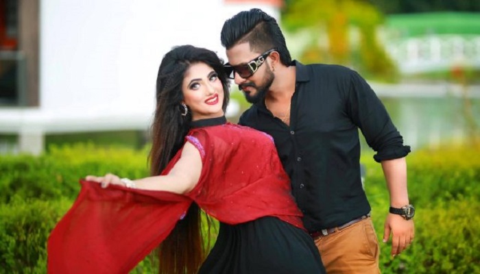 গোপনে বিয়ে করেছেন চিত্রনায়িকা আঁচল