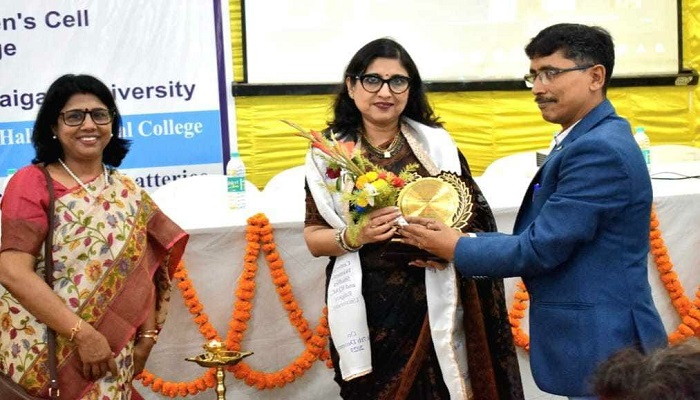 নারী জাগরণ ও সমৃদ্ধতায় বাংলাদেশ অনেক এগিয়েছে