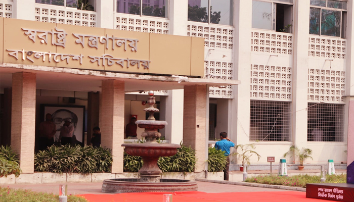 সব ধরনের নির্বাচনী প্রচারণা সামগ্রী অপসারণের নির্দেশ