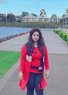 ৪৪ বসন্ত পেরিয়ে ৪৫-এ পা রাখলেন শাবনূর
