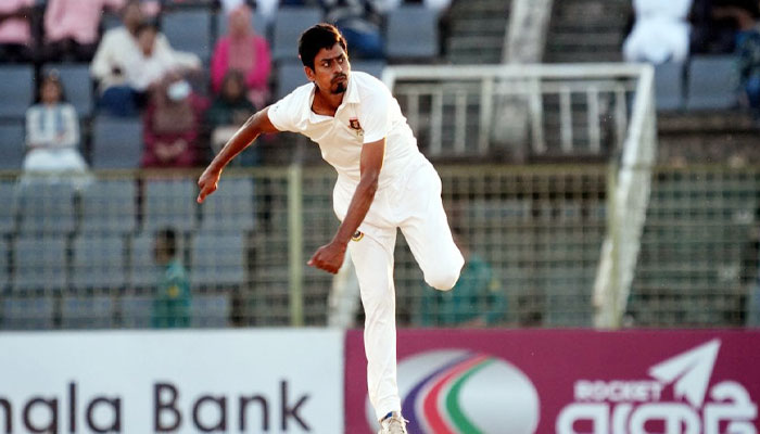 ১০ উইকেট পেয়ে ম্যাচসেরা তাইজুল