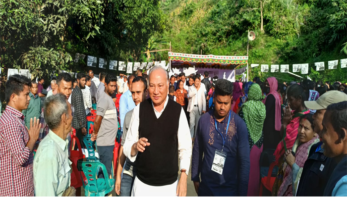 কাপ্তাইয়ে নির্বাচনী প্রচারণায় আ.লীগ প্রার্থী দীপঙ্কর তালুকদার