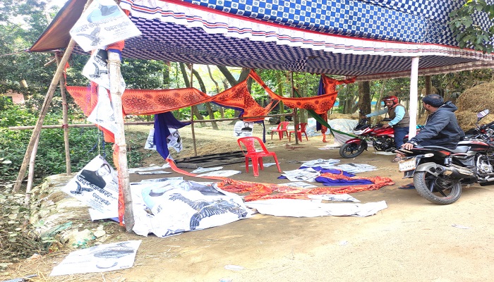 সাতকানিয়ায় স্বতন্ত্র প্রার্থীর সমর্থকের বাড়িতে গুলি, গাড়ি ভাঙচুরের অভিযোগ