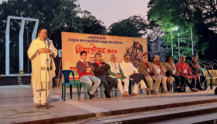 বাস-ট্রেনে আগুন দিয়ে জনগণের মতামত প্রতিফলিত হয়না