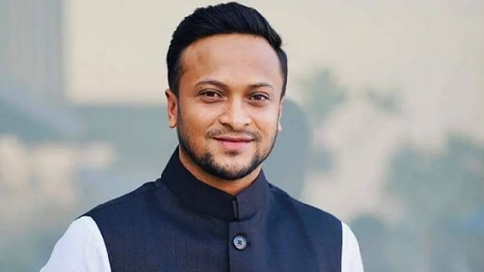 বিপুল ভোটে জয়ী সাকিব