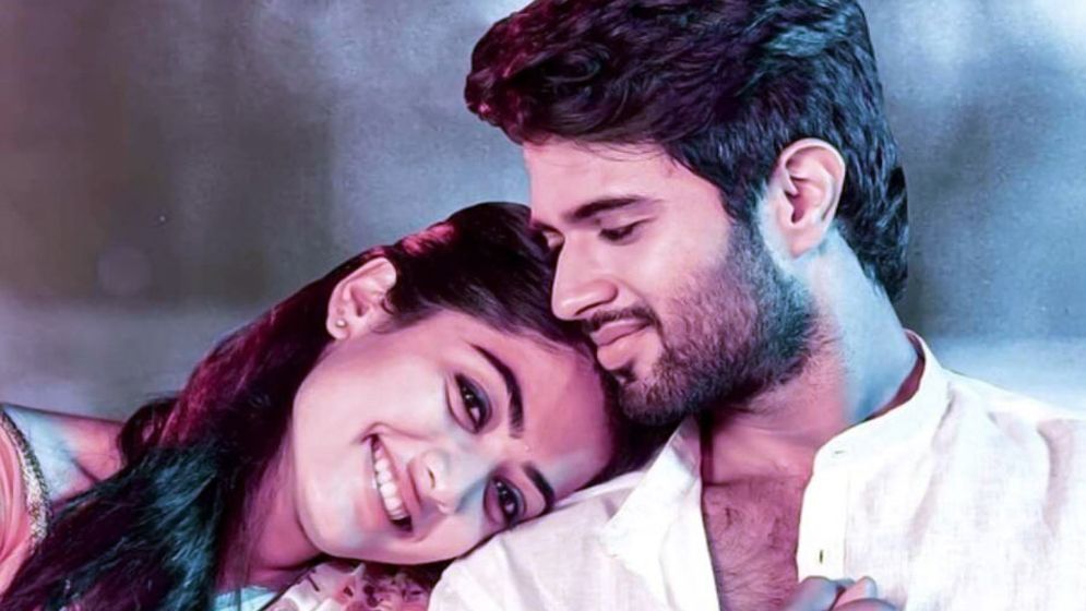 নতুন বছরেই কি বিয়ে করছেন বিজয়-রাশমিকা?
