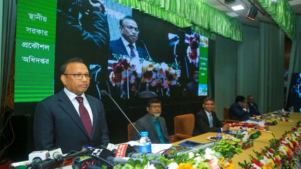 গ্রামীণ অবকাঠামো উন্নত হওয়ায় শহরের সুবিধা গ্রামে পৌঁছেছে 
