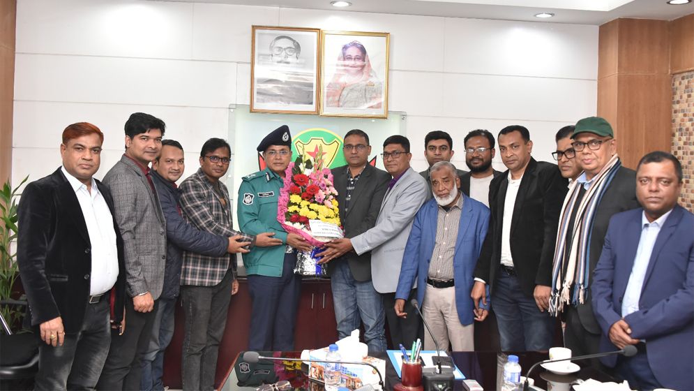 দ্রব্যমূল্যের দাম নিয়ন্ত্রণে পুলিশ সবসময় তৎপর
