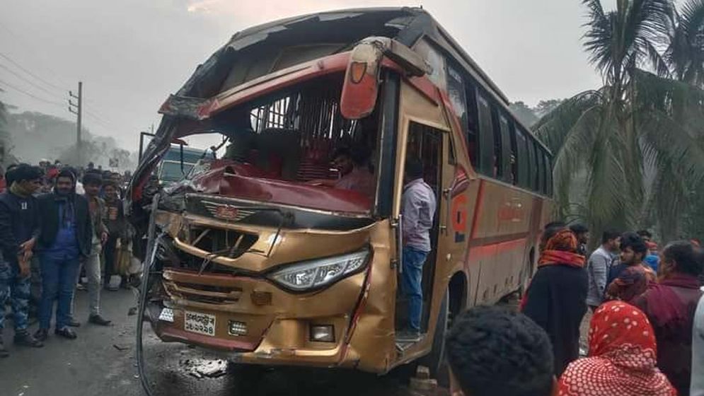 নগরকান্দায় পৃথক সড়ক দুর্ঘটনায় নিহত ১, আহত ৭