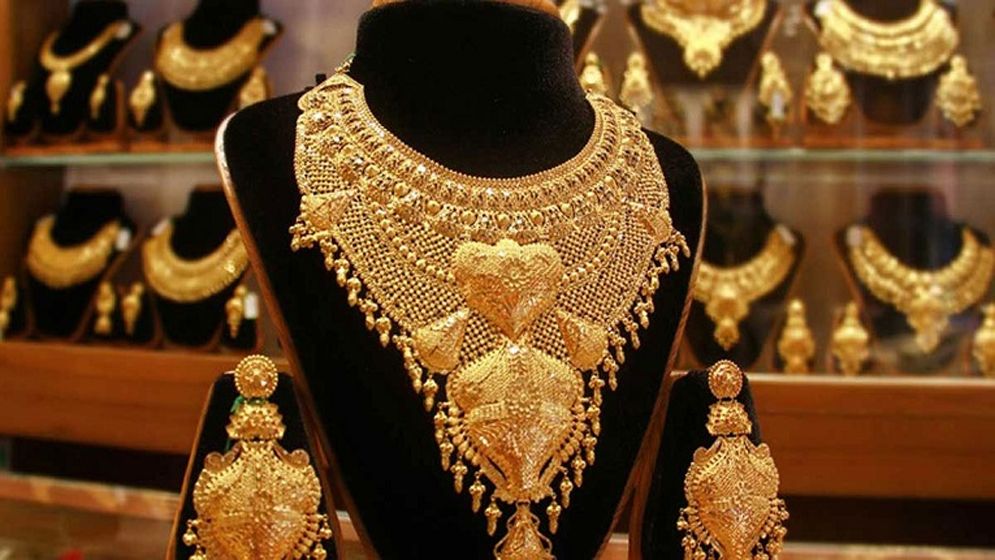 ঘোষণার একদিন পরই কমল সোনার দাম