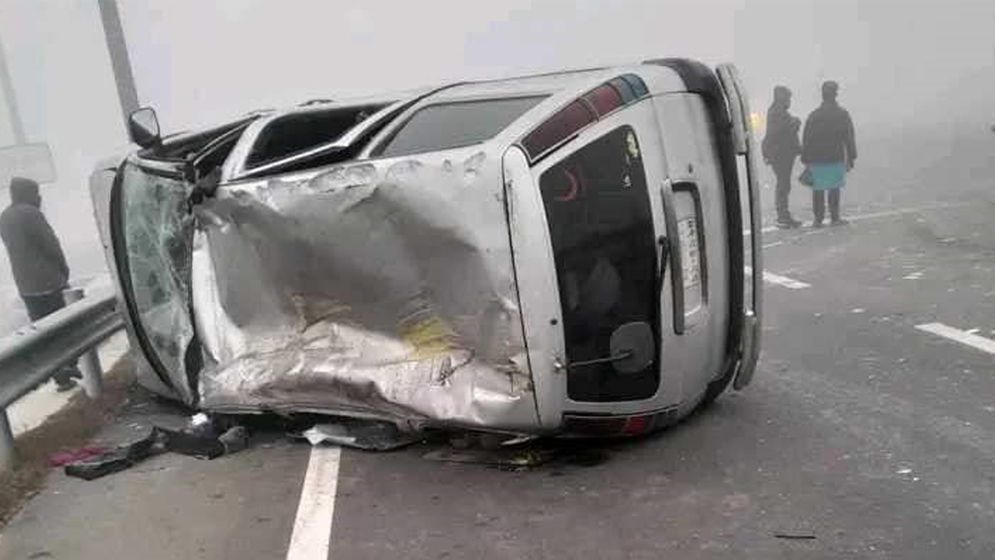 ঘন কুয়াশায় বঙ্গবন্ধু টানেলে সড়ক দুর্ঘটনা, আহত ২