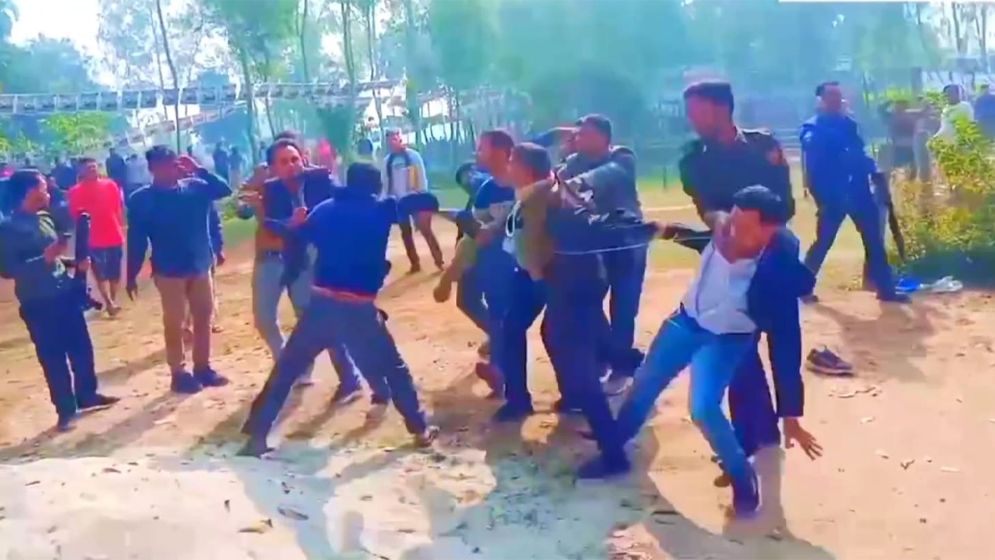 সরিষাবাড়ীতে ৩ কেন্দ্রে সংঘর্ষ, নৌকার এজেন্টসহ আহত ১৮