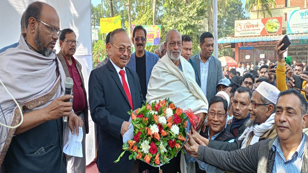 সকলে মিলে পাহাড়ে শান্তিপূর্ণ সহবস্থান ও সুসম বণ্টন নিশ্চিত করবো
