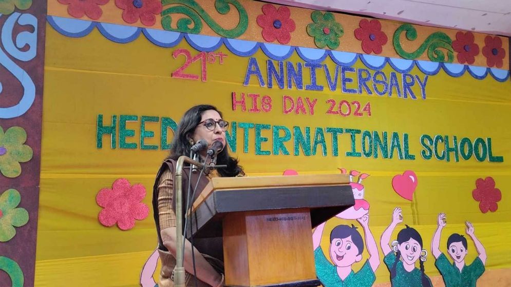 বাচ্চাদের পড়াশোনায় অতিরিক্ত চাপ দিবেন না 