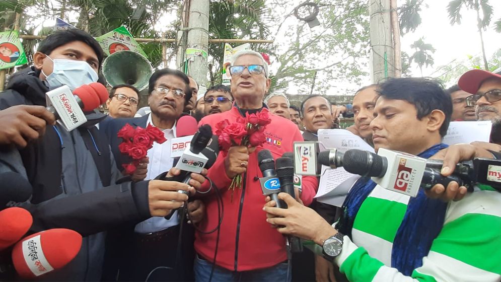 ‘ভোটারবিহীন’ নির্বাচনে গঠিত সংসদ ‘অবৈধ': ফারুক