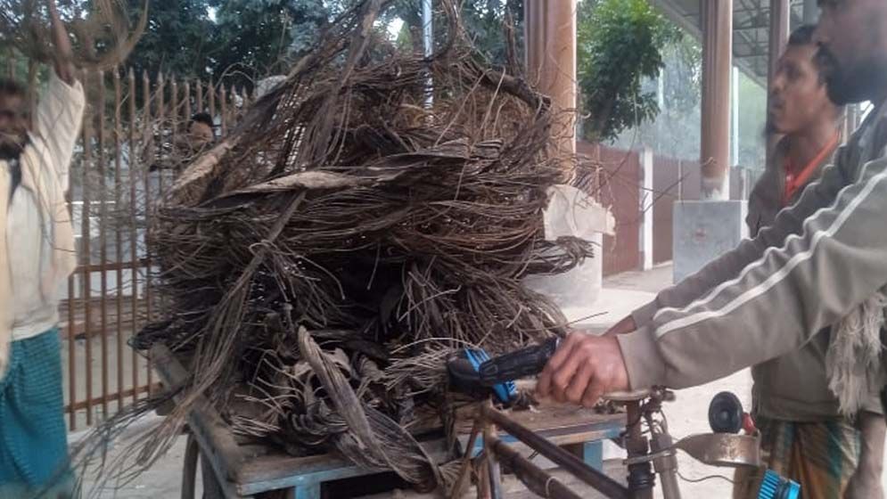 আখাউড়ায় চুরি হয়ে যাওয়া রেলের মালামাল জব্দ