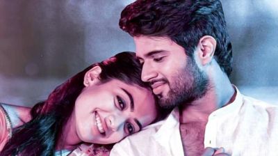 নতুন বছরেই কি বিয়ে করছেন বিজয়-রাশমিকা?