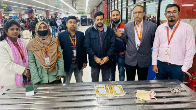 বিমানবন্দরে ৩ কোটি টাকার স্বর্ণসহ যাত্রী আটক