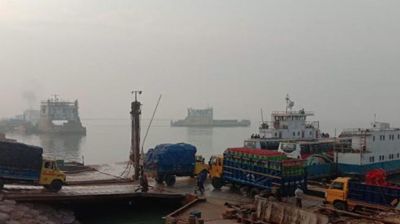 পদ্মায় ফেরি চলাচল স্বাভাবিক