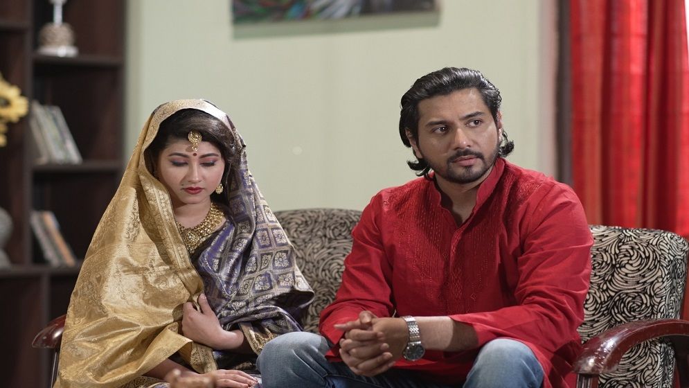 কায়েস কী পারবে মৌনতাকে জয় করতে?