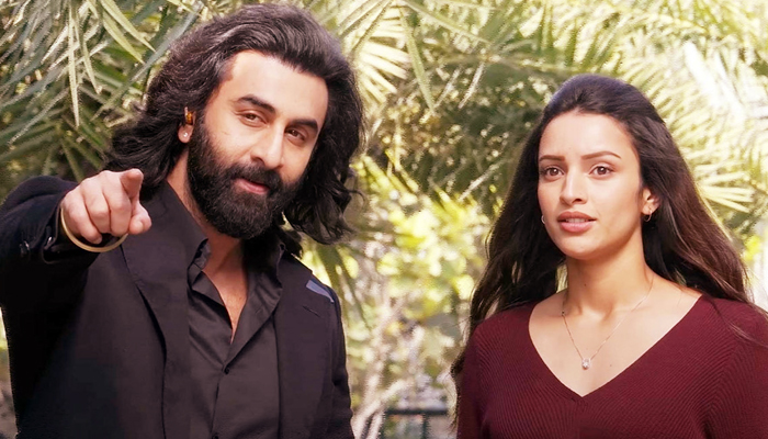 সেই অন্তরঙ্গ দৃশ্যের আগে তৃপ্তিকে যা বলেছিলেন রণবীর