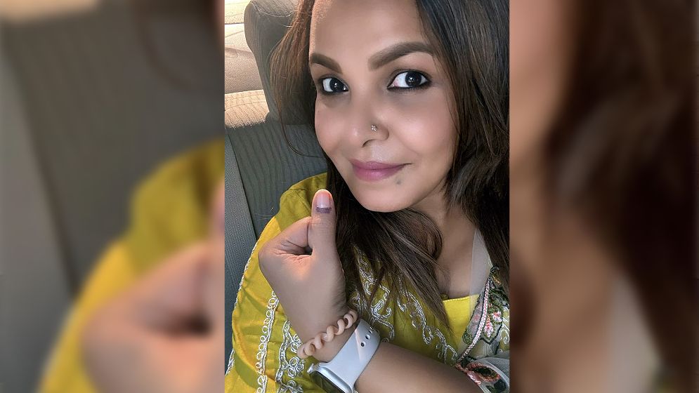 শোবিজ তারকাদের ভোট