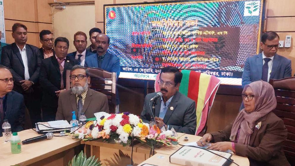 টাঙ্গাইল শাড়ীর প্যাটেন্ট পেতে জরুরি ব্যবস্থা নেয়া হবে