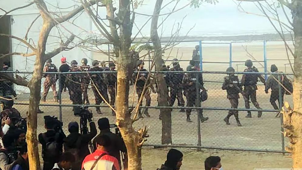 মিয়ানমারের সীমান্তরক্ষীদের হস্তান্তরের প্রক্রিয়া শুরু